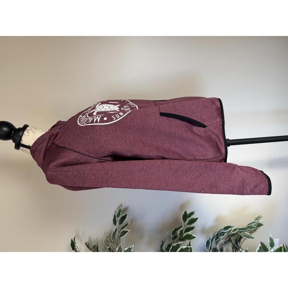 Great Lakes Unsalted Apparel Women's Mackinac Island Turtle Hoodie Maroon Medium - Picture 5 of 11